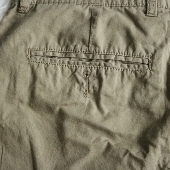 Converse Tan Shorts - Picture 4 of 4